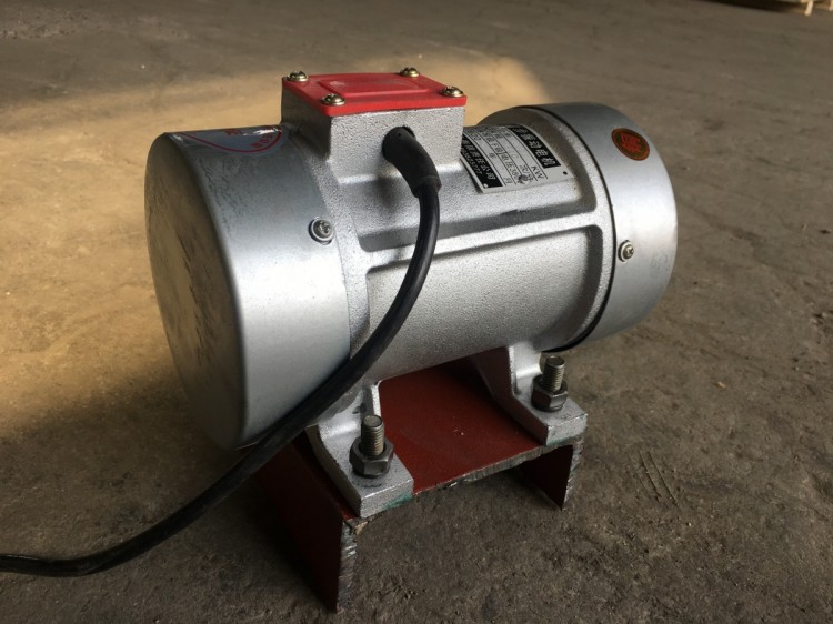 平板振動器機殼帶電漏電的原因及解決方法！